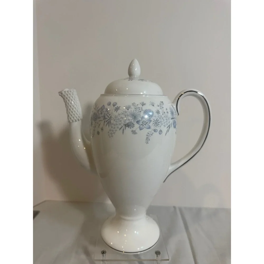 Wedgwood Belle Fleur Coffee Pot Bone China Blue Floral Silver Trim R4356 England